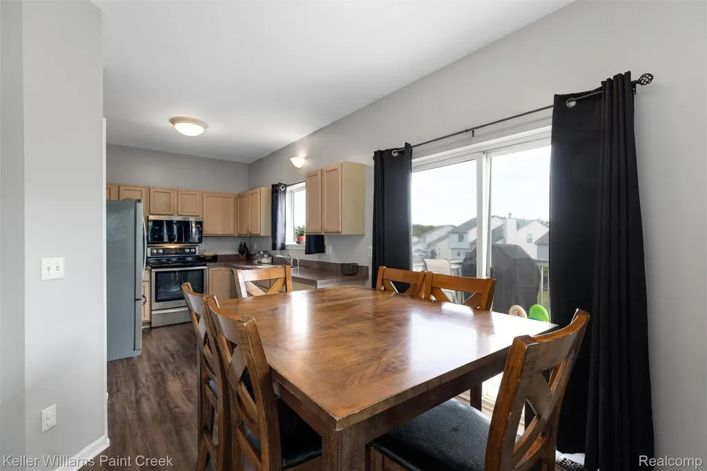 3314 Valley Rise Drive Holly Village MI 48442