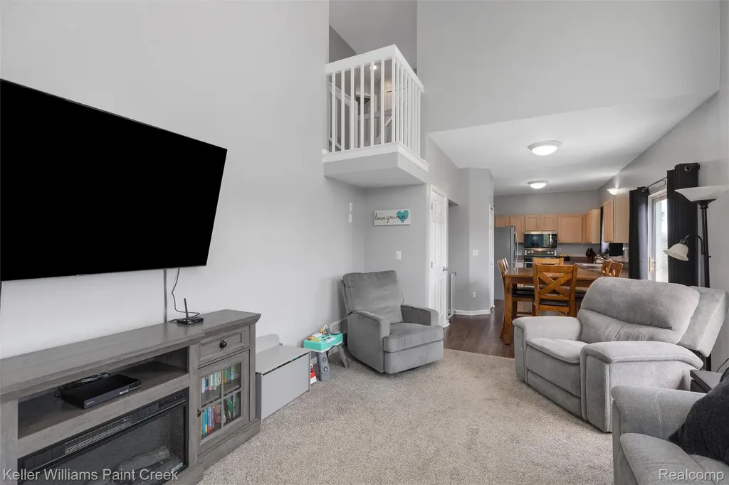 3314 Valley Rise Drive Holly Village MI 48442
