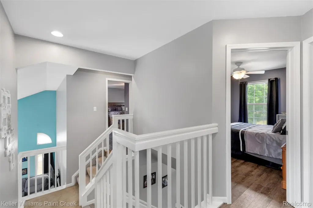 3314 Valley Rise Drive Holly Village MI 48442