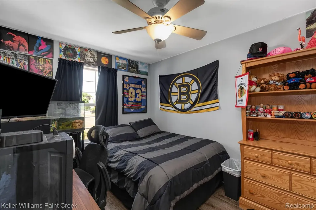 3314 Valley Rise Drive Holly Village MI 48442