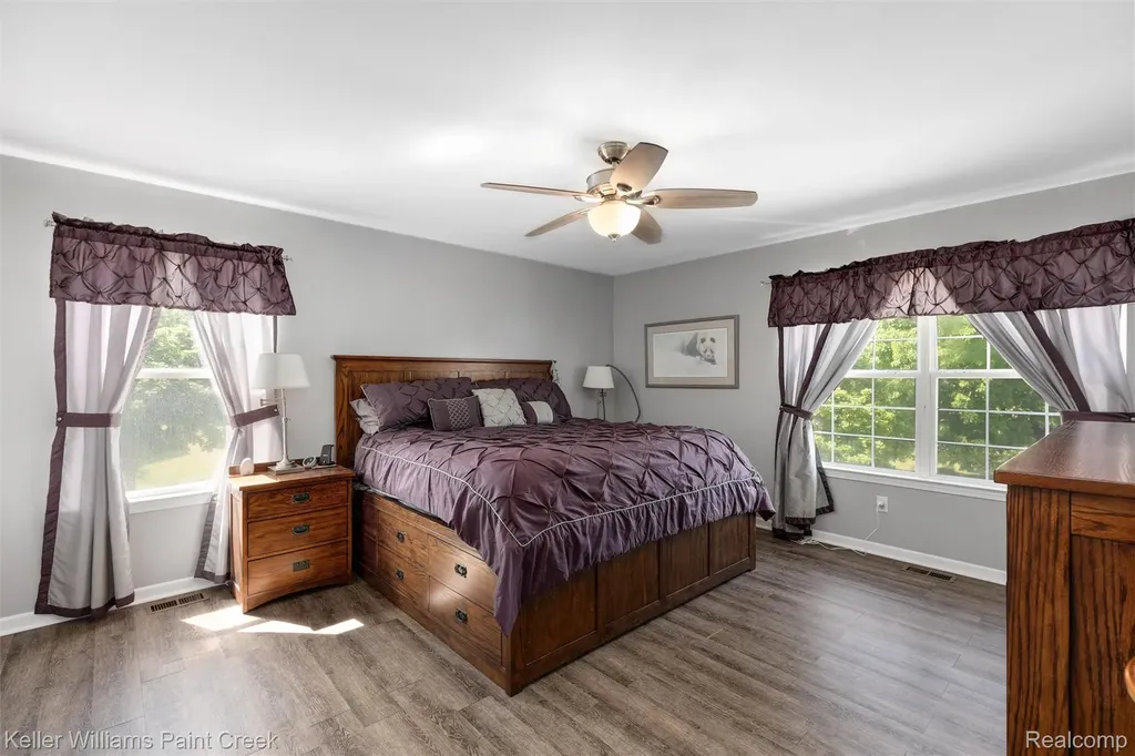 3314 Valley Rise Drive Holly Village MI 48442