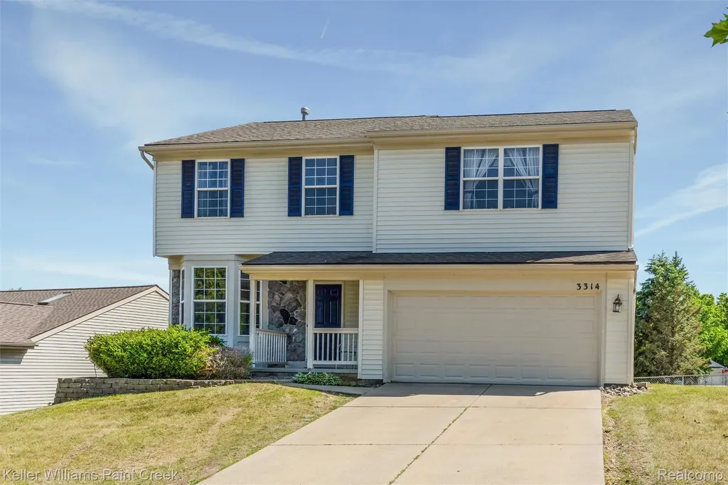 3314 Valley Rise Drive Holly Village MI 48442