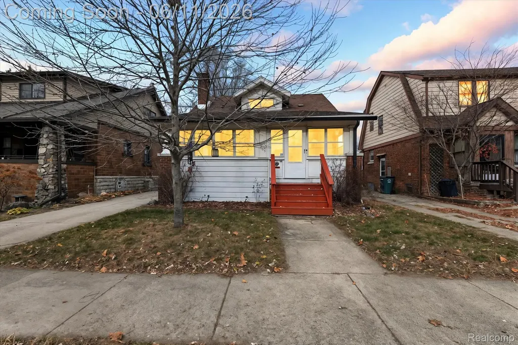 265 E Lewiston Avenue Ferndale City MI 48220