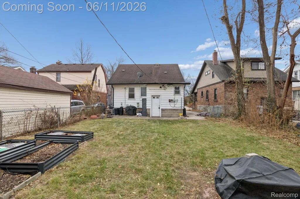 265 E Lewiston Avenue Ferndale City MI 48220