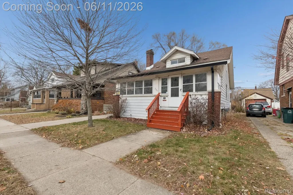 265 E Lewiston Avenue Ferndale City MI 48220