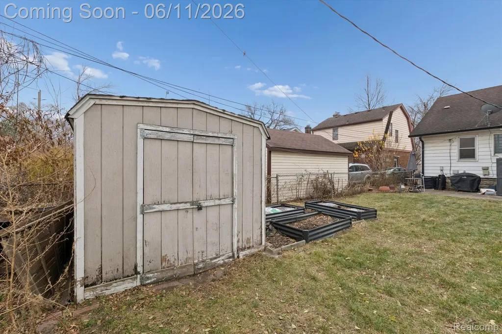 265 E Lewiston Avenue Ferndale City MI 48220