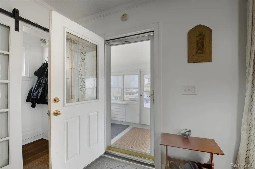 265 E Lewiston Avenue Ferndale City MI 48220