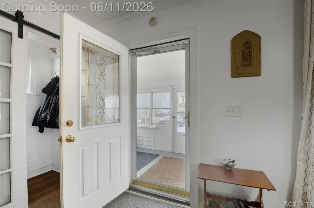 265 E Lewiston Avenue Ferndale City MI 48220