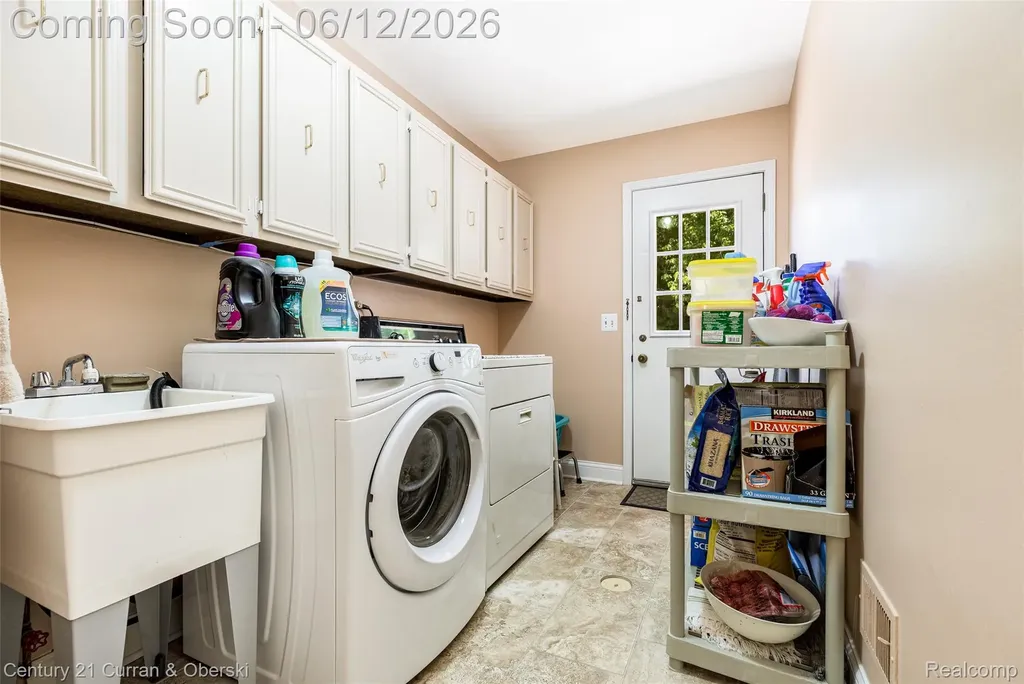 31259 Applewood Lane Farmington Hills City MI 48331