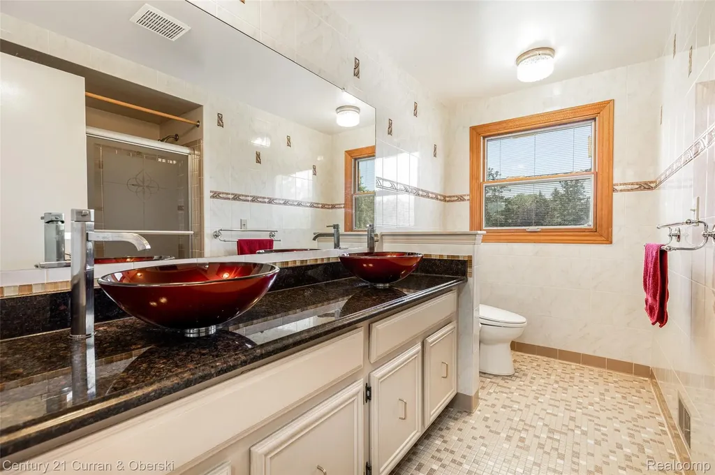 31259 Applewood Lane Farmington Hills City MI 48331