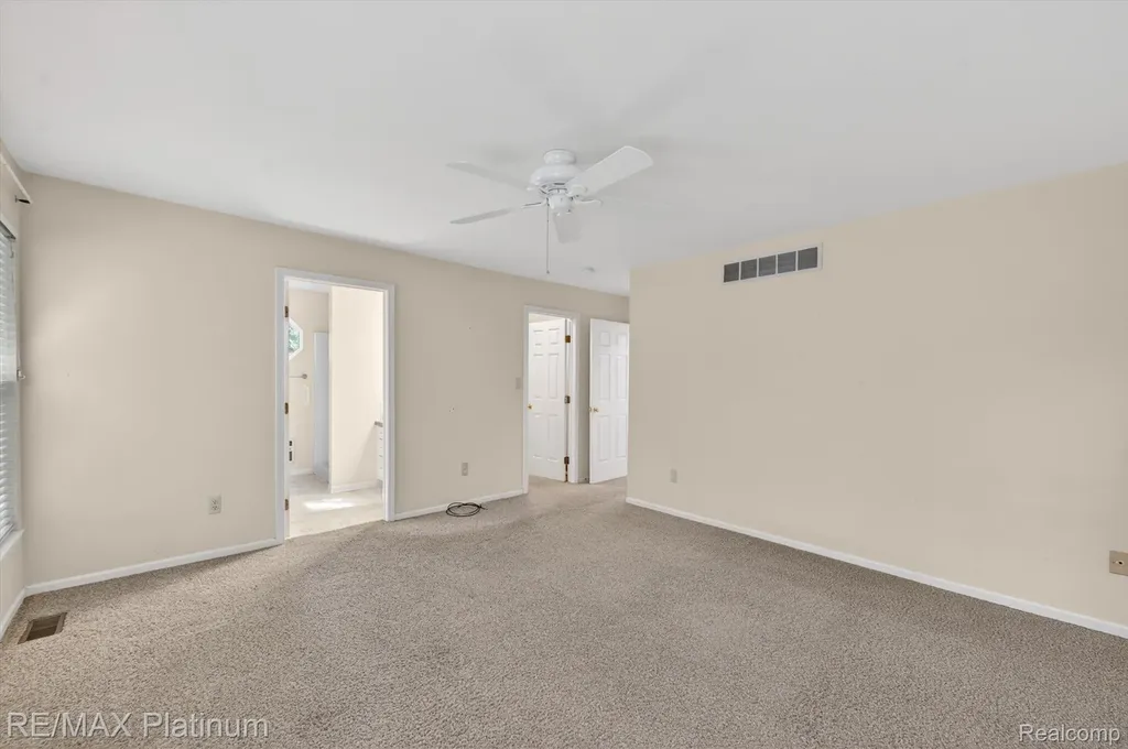 318 N 5th Street Brighton City MI 48116