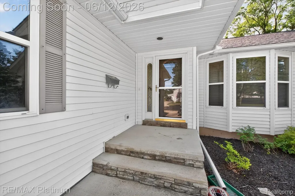 318 N 5th Street Brighton City MI 48116