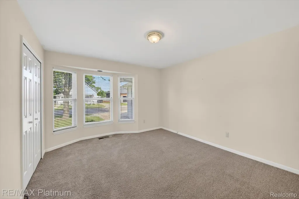 318 N 5th Street Brighton City MI 48116