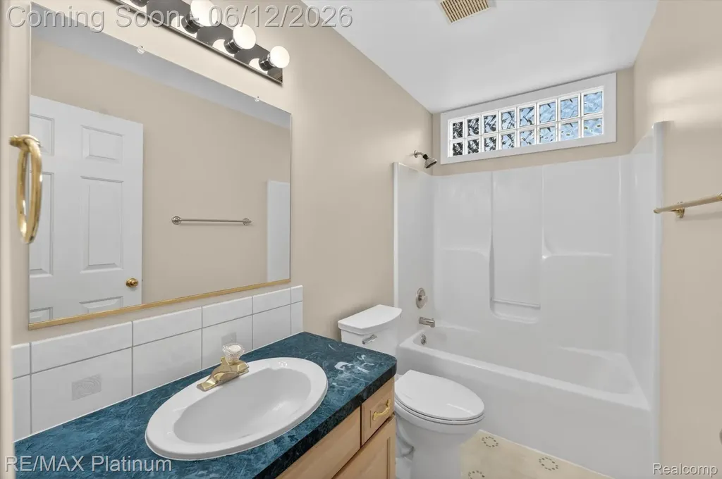 318 N 5th Street Brighton City MI 48116