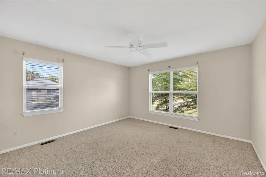 318 N 5th Street Brighton City MI 48116