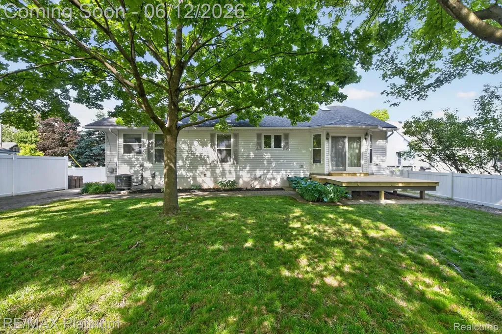 318 N 5th Street Brighton City MI 48116