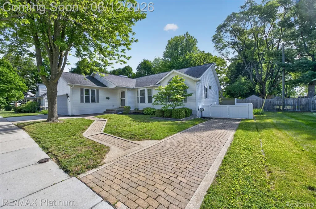 318 N 5th Street Brighton City MI 48116