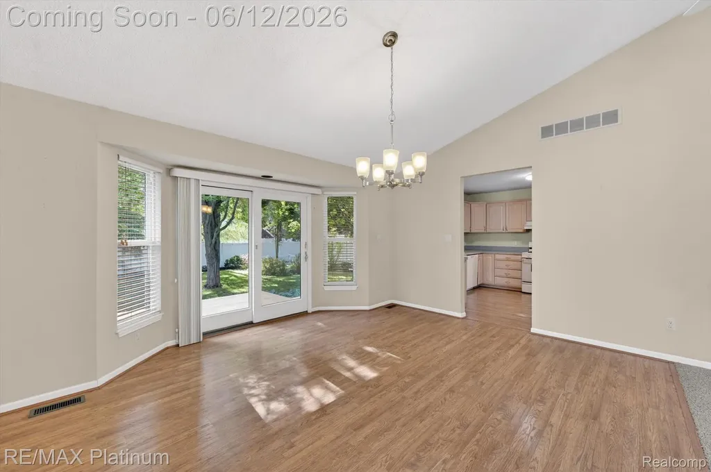318 N 5th Street Brighton City MI 48116