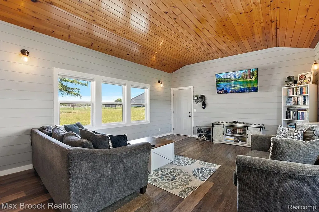 8580 Silver Creek Road Whitehall Township MI 49461
