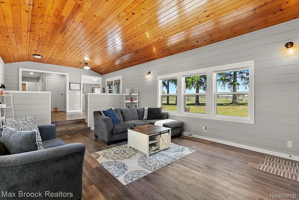 8580 Silver Creek Road Whitehall Township MI 49461
