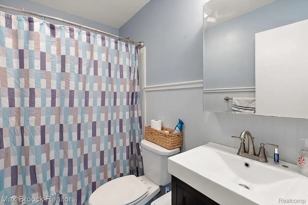 8580 Silver Creek Road Whitehall Township MI 49461