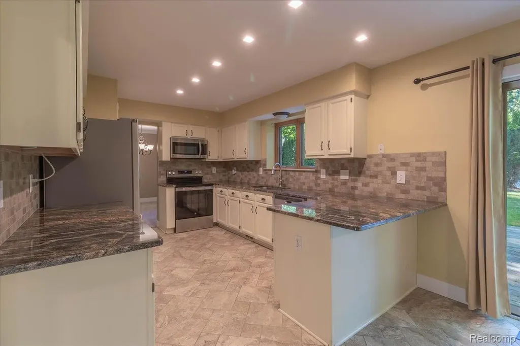 5736 Shannon Lane Independence Charter Township MI 48348