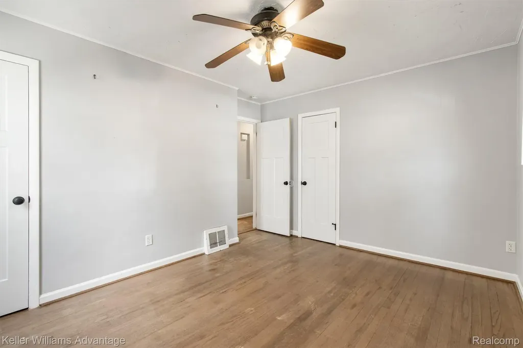 617 S Edgeworth Avenue Royal Oak City MI 48067