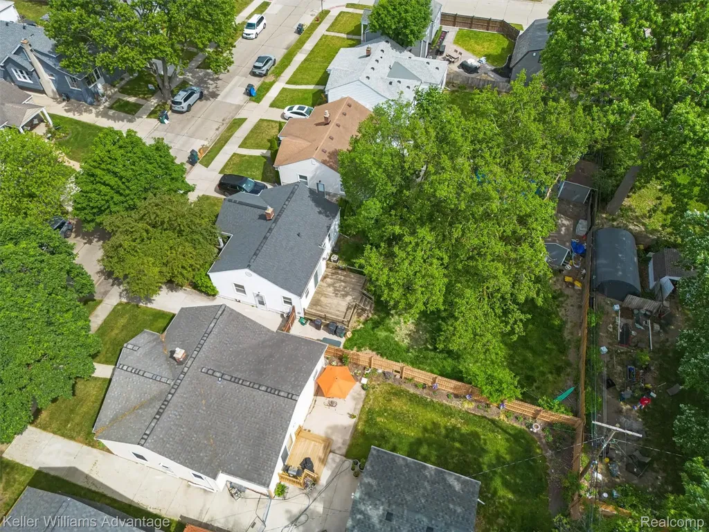 617 S Edgeworth Avenue Royal Oak City MI 48067