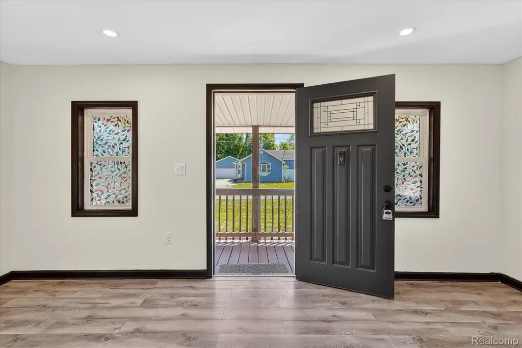 1060 W Williamson Avenue Flint Charter Township MI 48507