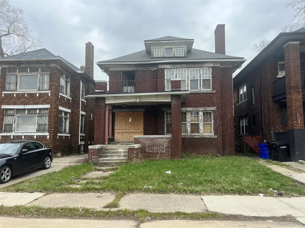 2052 Clairmount Street Detroit City MI 48206