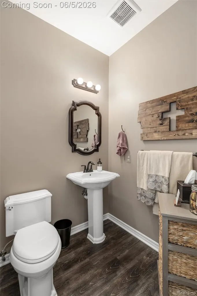 110 Singh Boulevard South Lyon City MI 48178