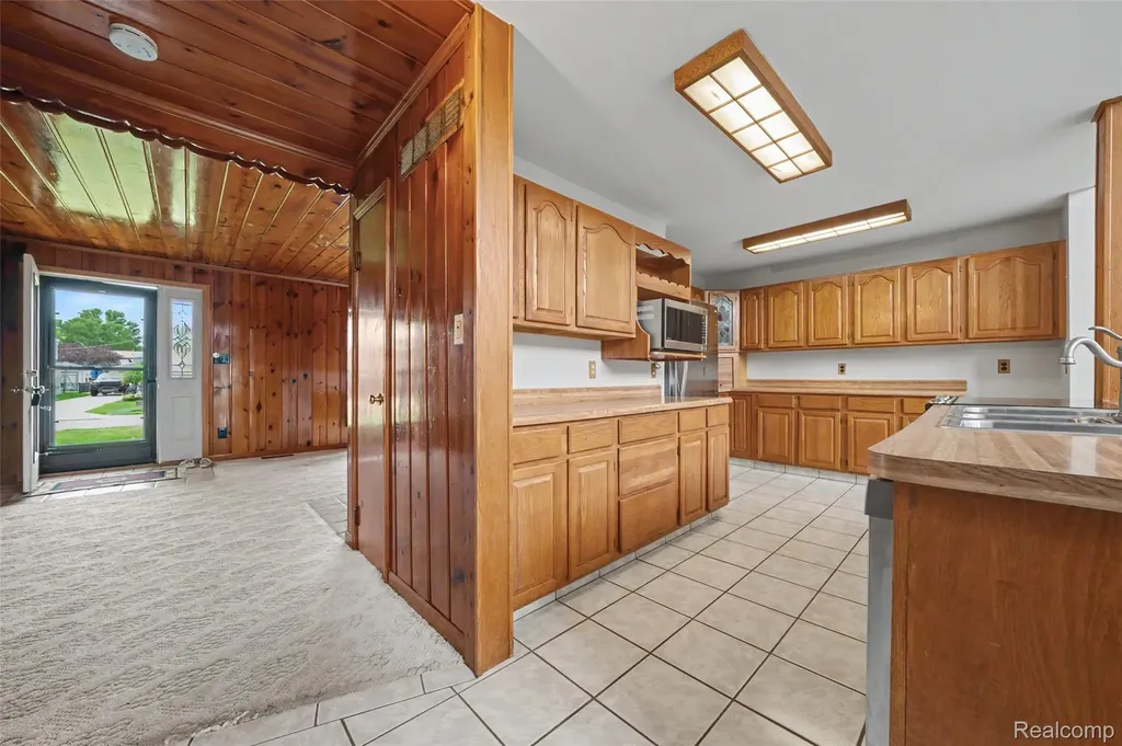 7774 Colony Drive Clay Township MI 48001