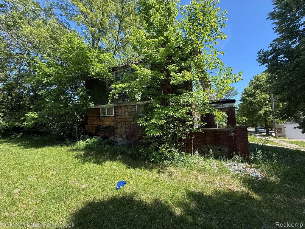 5870 Harrell Street Detroit City MI 48213