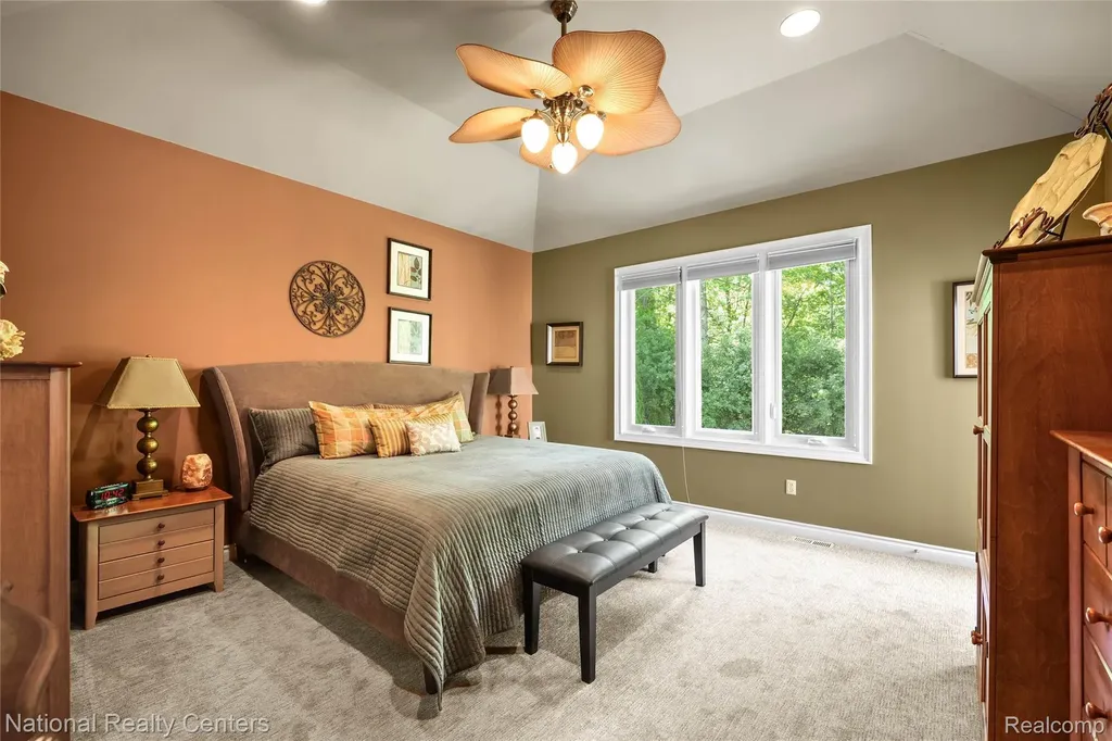 32407 Maria Court Livonia City MI 48152