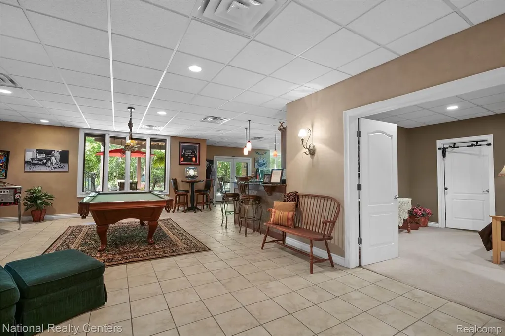 32407 Maria Court Livonia City MI 48152