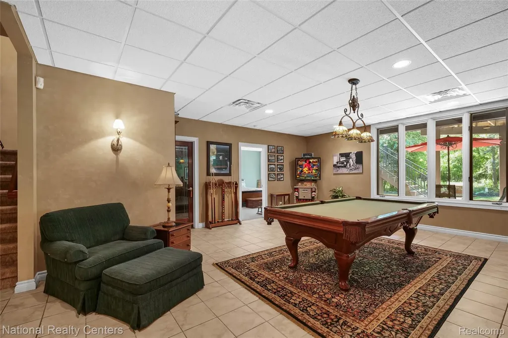 32407 Maria Court Livonia City MI 48152