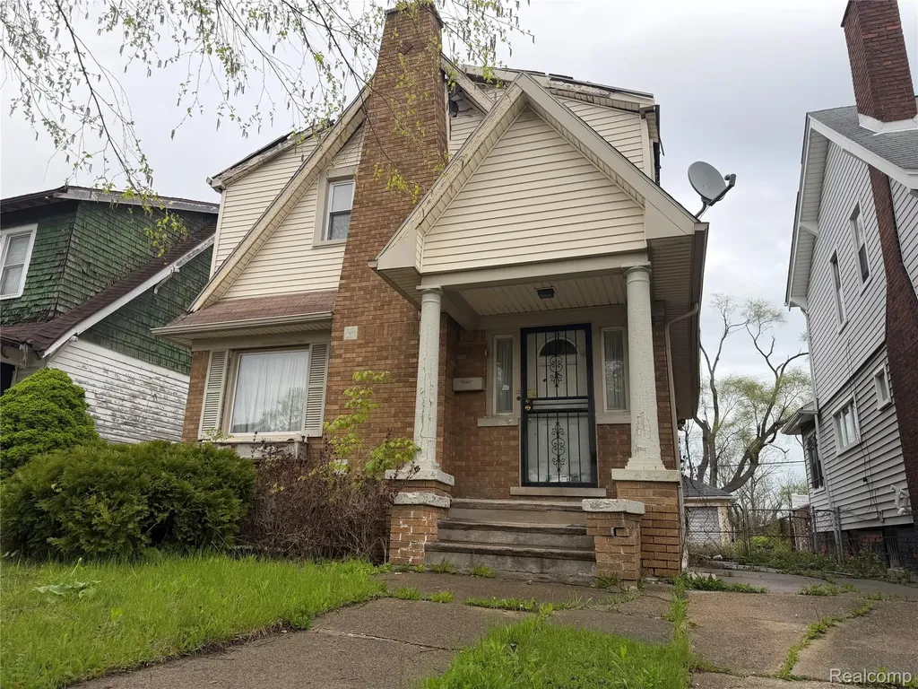 2916 Dickerson Street Detroit City MI 48215
