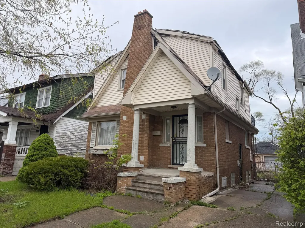 2916 Dickerson Street Detroit City MI 48215