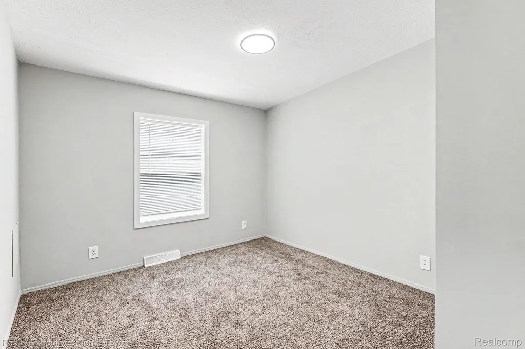 45822 Bonaventure Drive Macomb Township MI 48044
