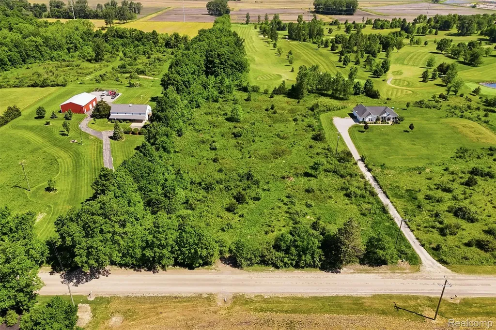 9058 Willow Road Bridgewater Township MI 48176
