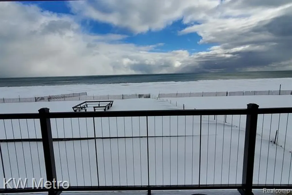 6520 N Us 23 Oscoda Charter Township MI 48750