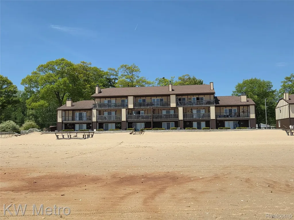 6520 N Us 23 Oscoda Charter Township MI 48750