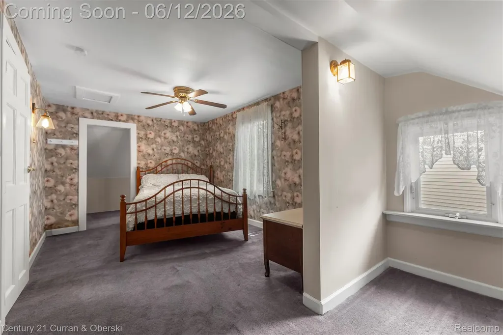 22529 Cherry Hill Street Dearborn City MI 48124