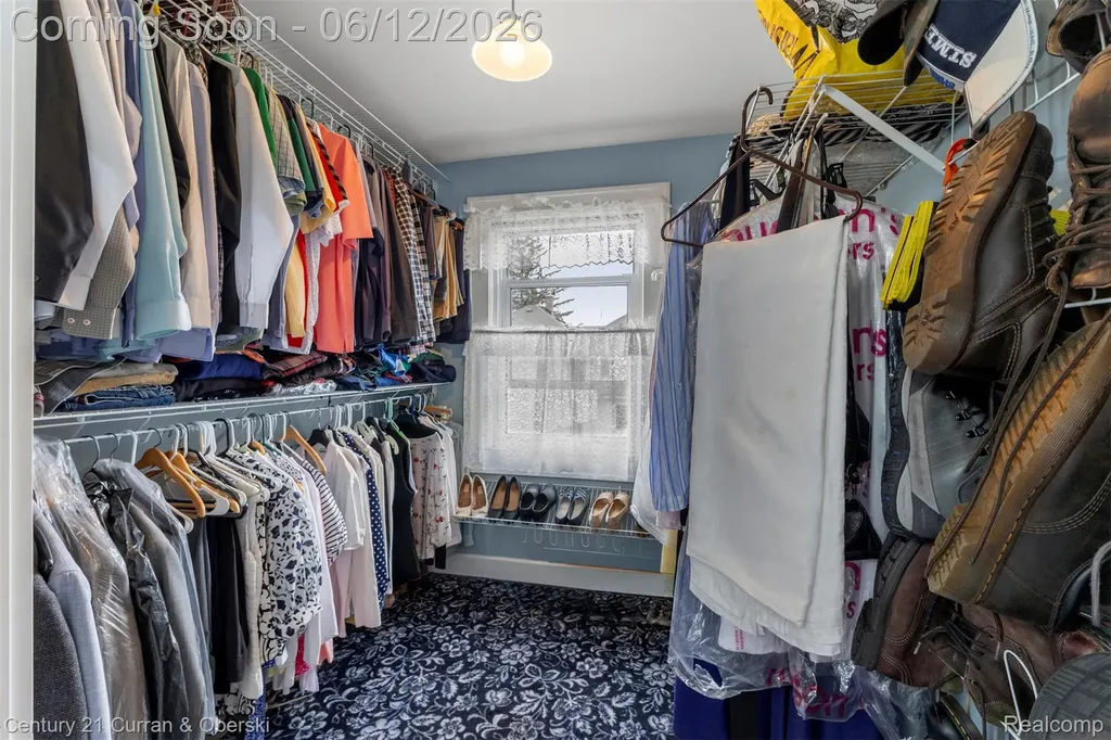 22529 Cherry Hill Street Dearborn City MI 48124