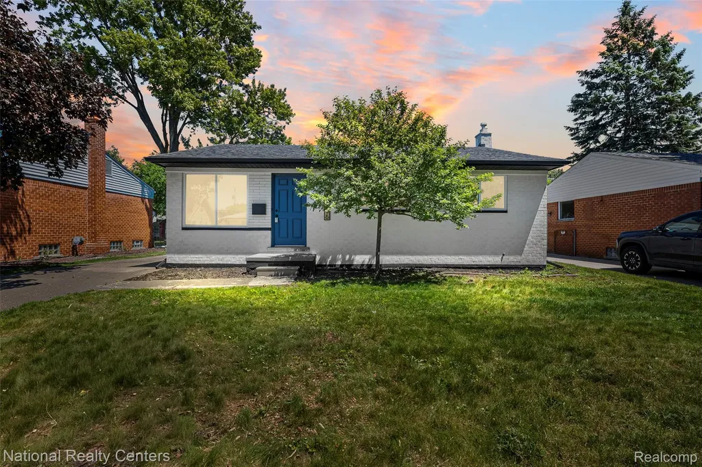 27736 Osmun Street Madison Heights City MI 48071