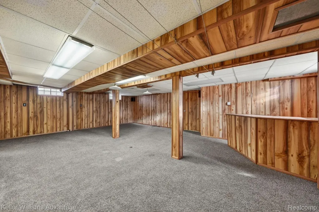 1135 Chestnut Street Wyandotte City MI 48192