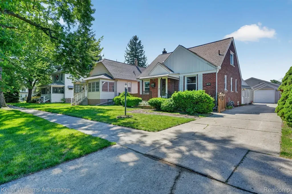 1135 Chestnut Street Wyandotte City MI 48192