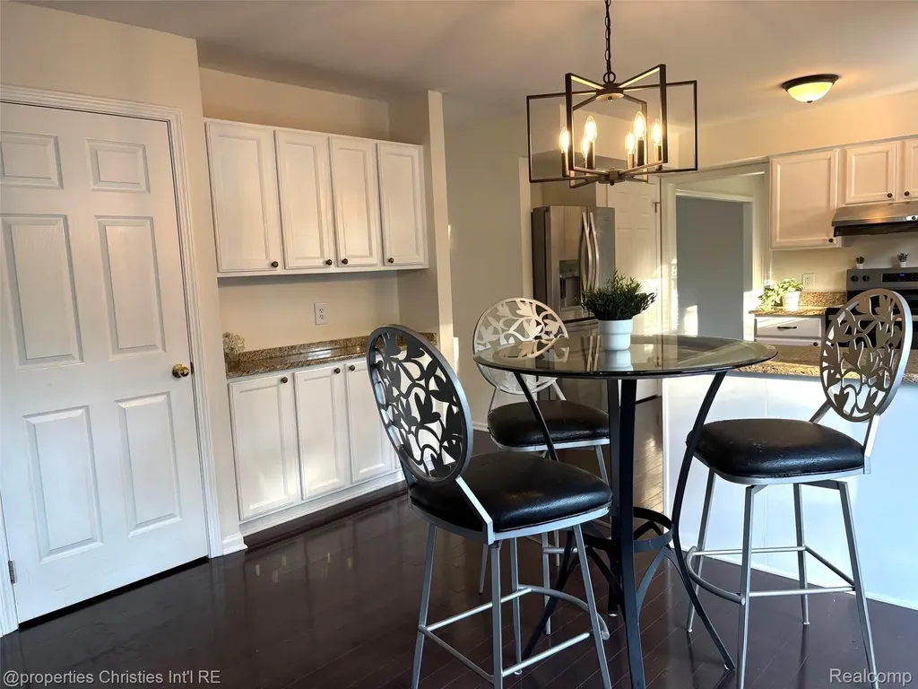 2892 Mystic Drive Pittsfield Charter Township MI 48103