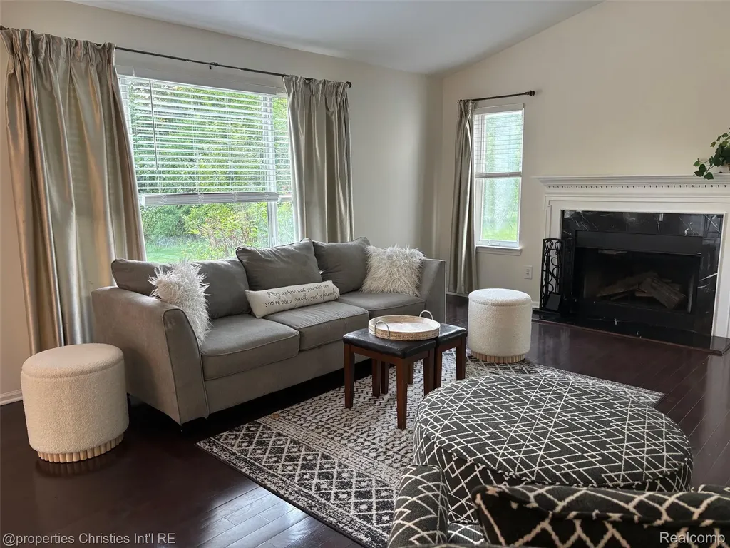 2892 Mystic Drive Pittsfield Charter Township MI 48103