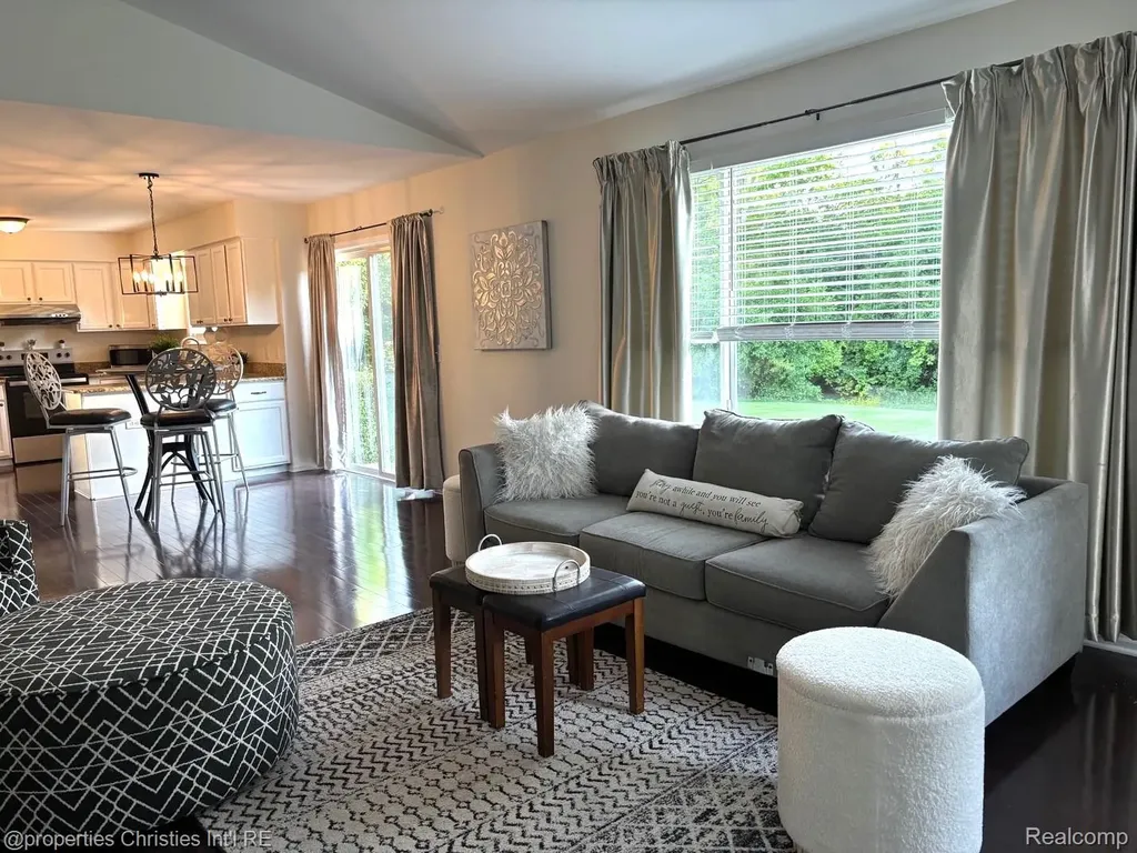 2892 Mystic Drive Pittsfield Charter Township MI 48103